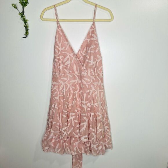 Simplee Plus Pink Textured Dress Romper Shorts NWT! - Picture 1 of 11